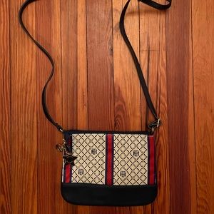 Tommy Hilfiger Small purse crossbody